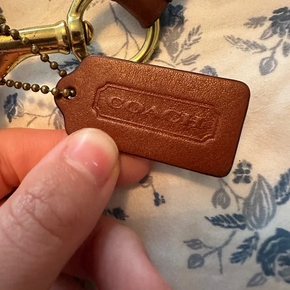 Vintage Y2K Coach crossbody bag - Picture 3 of 6